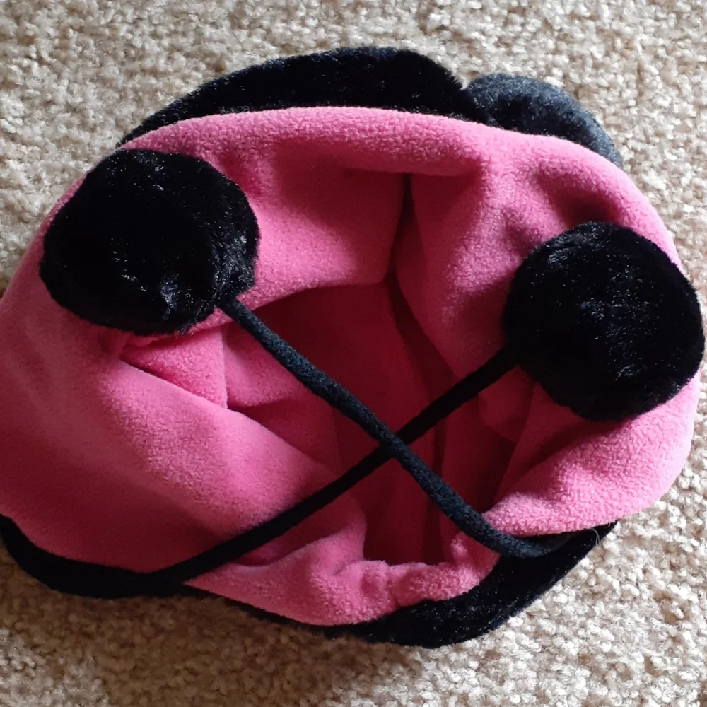 - Super Soft Hat W/ears And Pom Pom Tie
